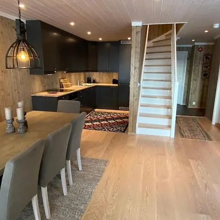 Kikut Panorama, - Sleeps 9pax, In/out - Modern 2 Floor