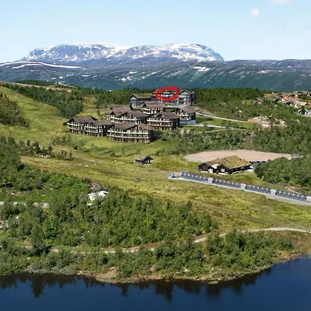 Kikut Panorama, - Sleeps 9pax, In/out - Modern 2 Floor شقة