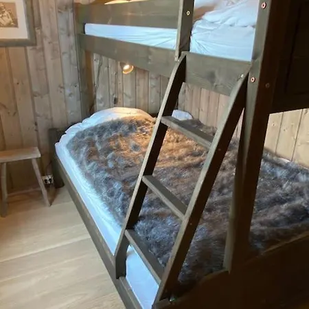 Kikut Panorama, - Sleeps 9pax, In/out - Modern 2 Floor דירה *