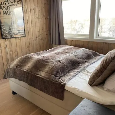 Kikut Panorama, - Sleeps 9pax, In/out - Modern 2 Floor דירה